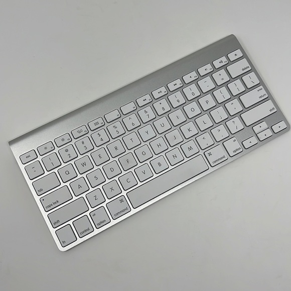 Apple Wireless Keyboard 5” x 11”